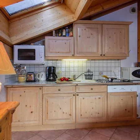 Apt Les Drus118- 3Br Alpine View Balcony & Parking For 6 - Happy Rentals